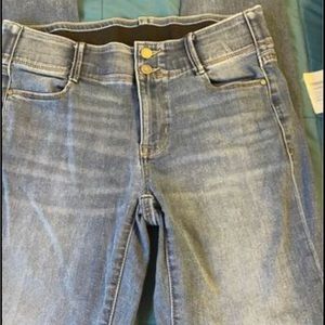 Womens/Juniors jeans - 2 pairs